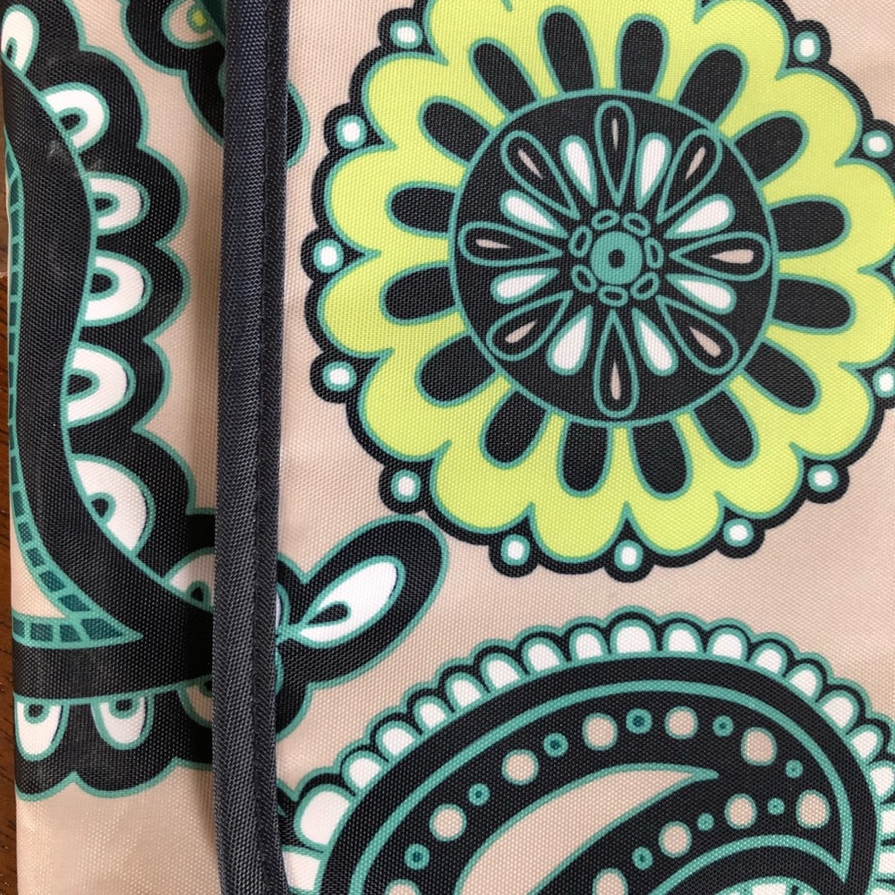 Thirty-One thermal flat iron case